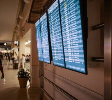 Hoe kies je de beste parkeerservice bij drukke luchthavens?